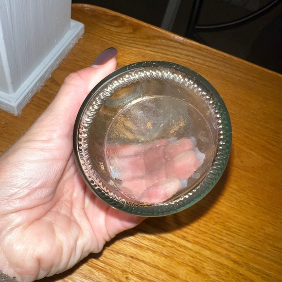 "Madison" name logo glass water bottle label can peel off - Picture 4 of 13